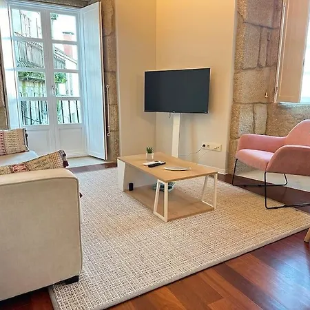 Casa Del Tratado 1 By Ybh * Vigo